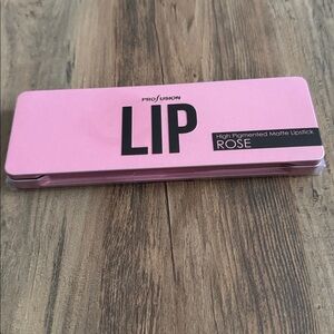 Profusion LIP HIGH pigmented  Matte Lipstick Palette